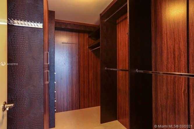 Small Image of 4779 COLLINS AVE #3908, Miami Beach Number 8