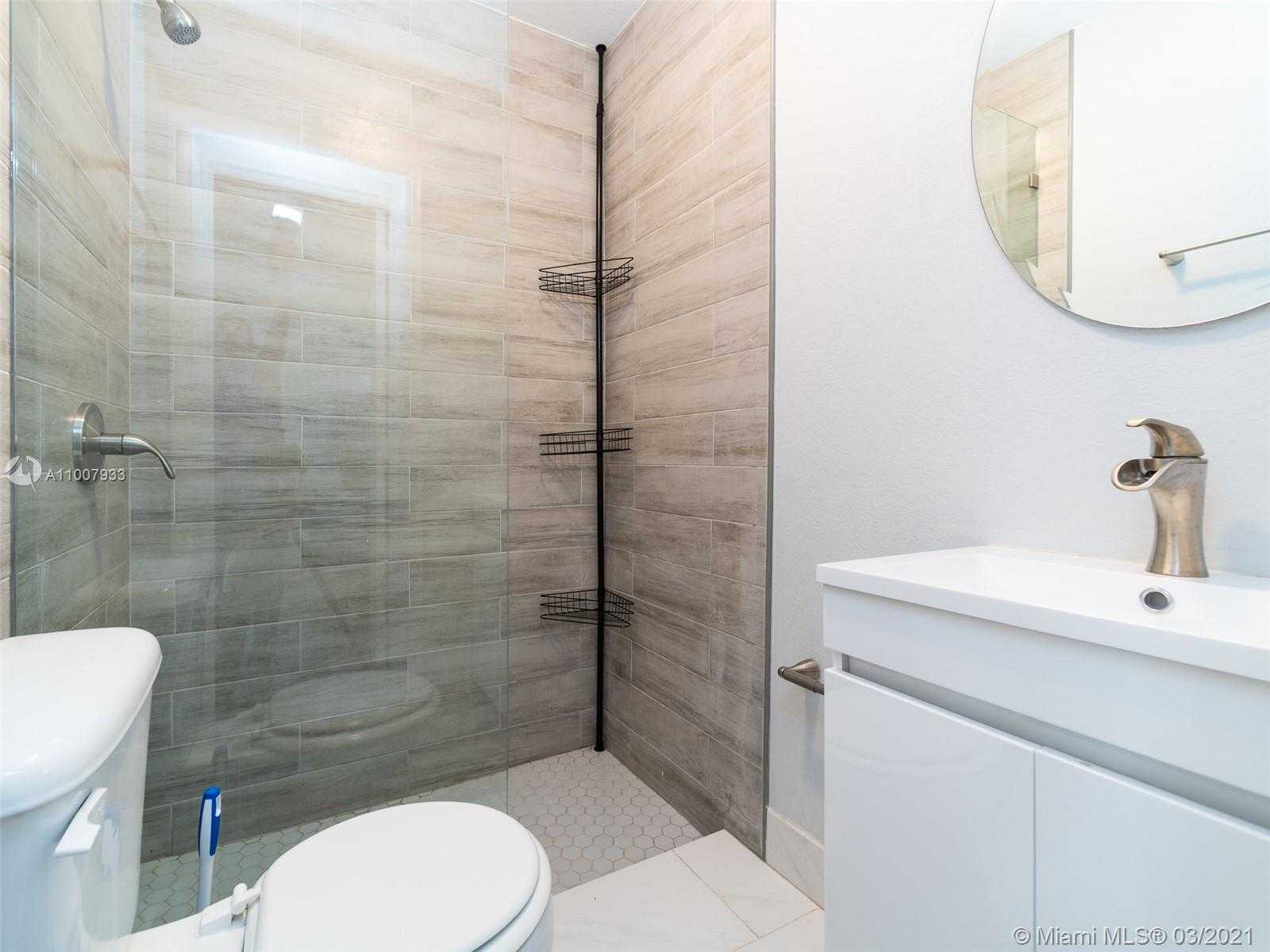 Small Image of 1431 FLETCHER ST, Hollywood Number 14