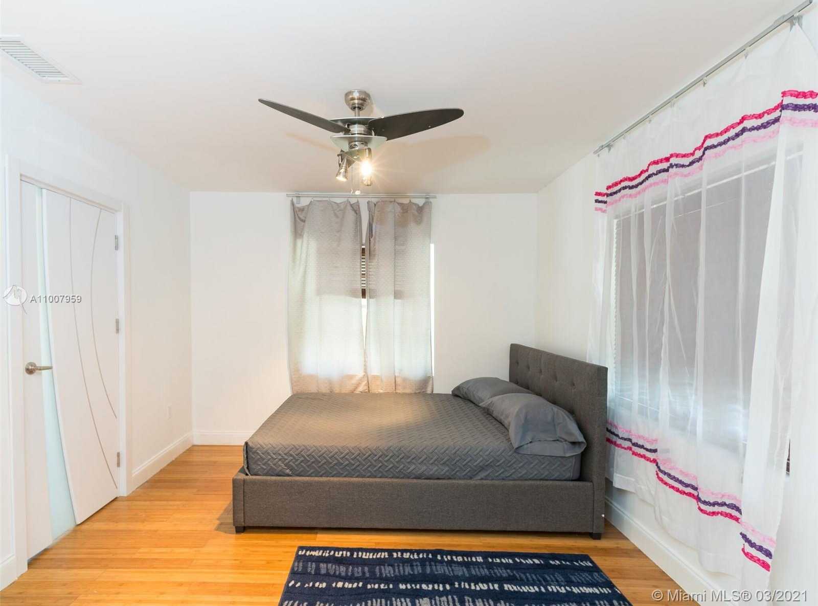 Small Image of 1509 FLETCHER ST, Hollywood Number 12