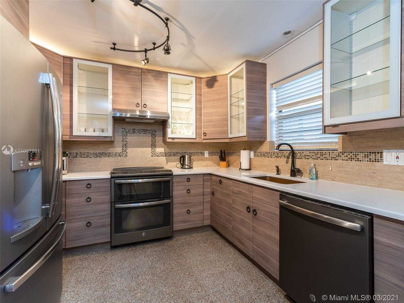Small Image of 1507 GARFIELD ST, Hollywood Number 10