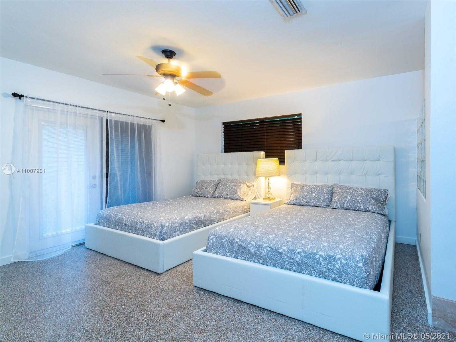 Small Image of 1507 GARFIELD ST, Hollywood Number 12