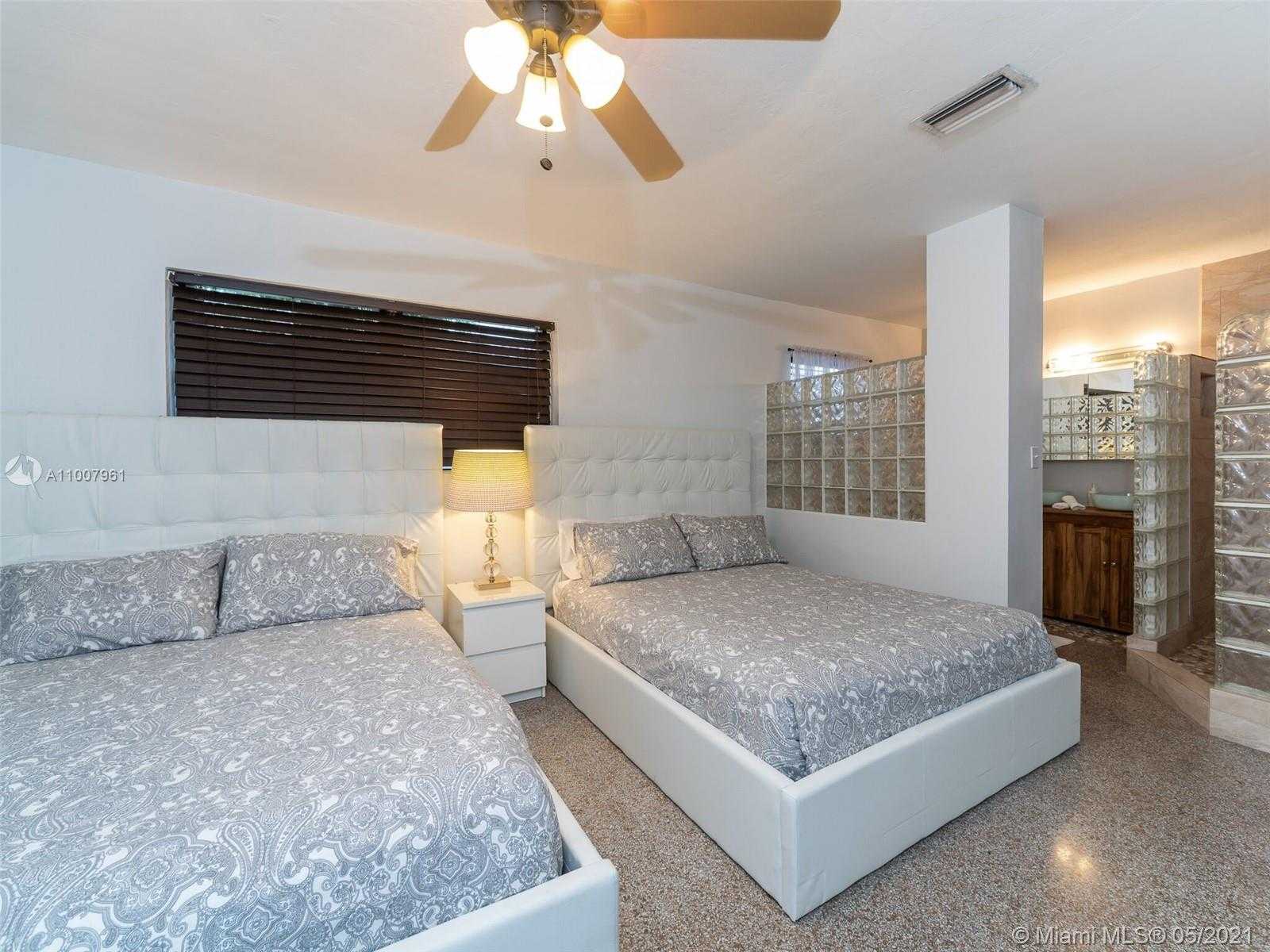 Small Image of 1507 GARFIELD ST, Hollywood Number 13