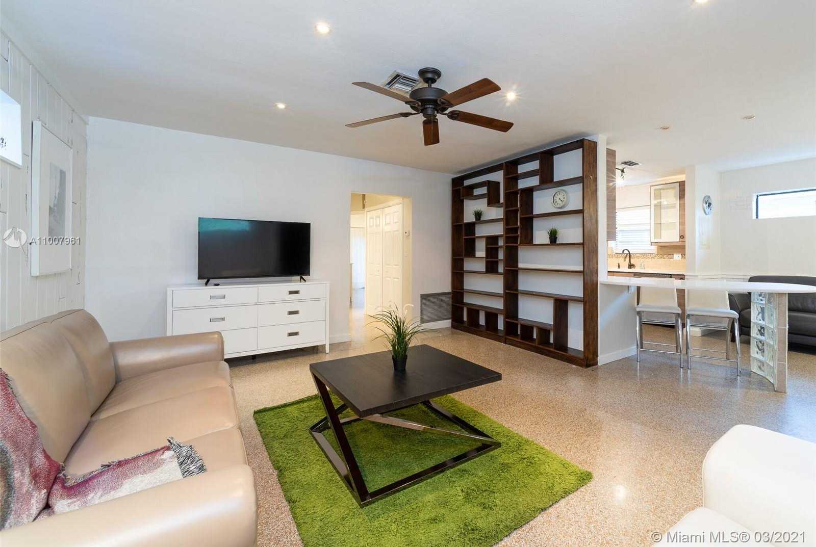 Small Image of 1507 GARFIELD ST, Hollywood Number 15