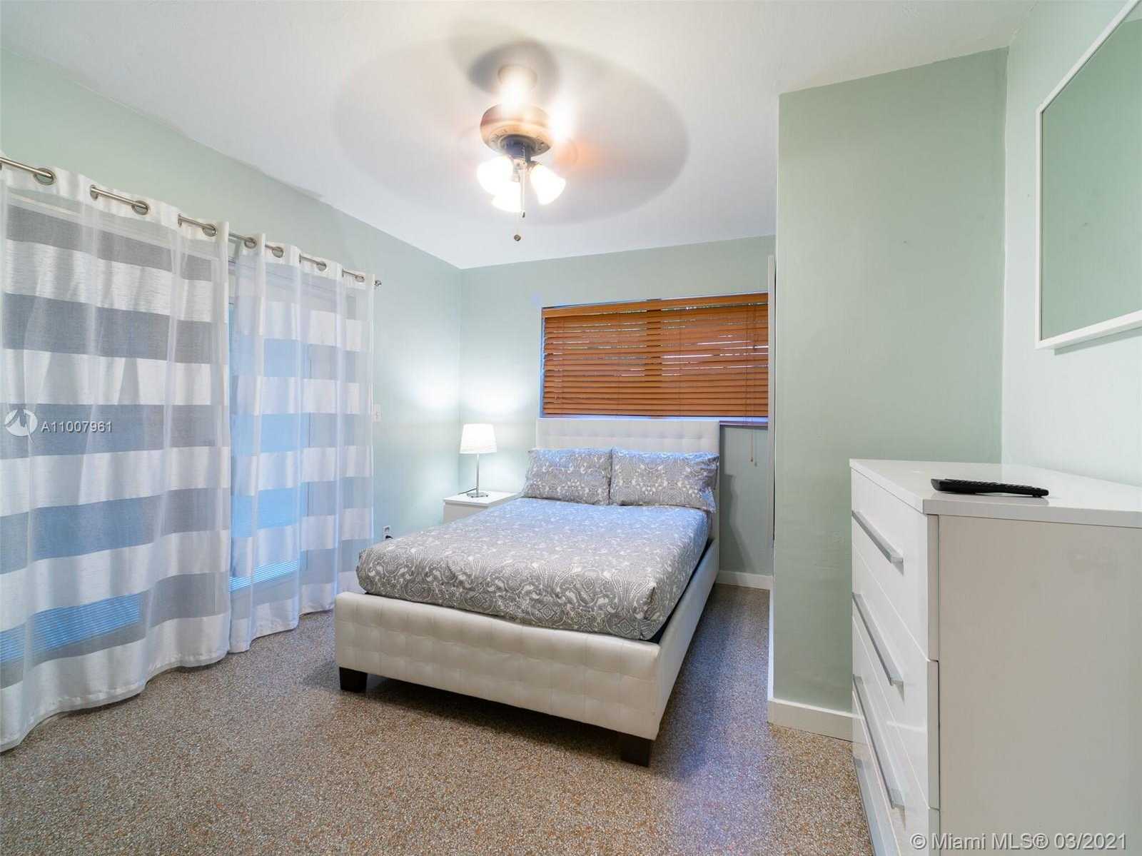 Small Image of 1507 GARFIELD ST, Hollywood Number 21