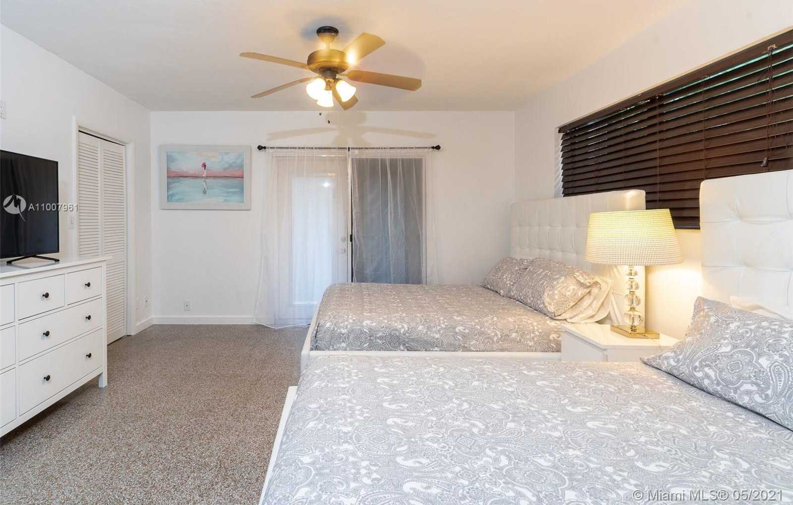 Small Image of 1507 GARFIELD ST, Hollywood Number 24