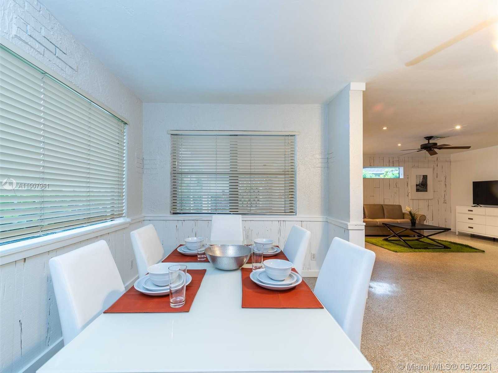 Small Image of 1507 GARFIELD ST, Hollywood Number 7