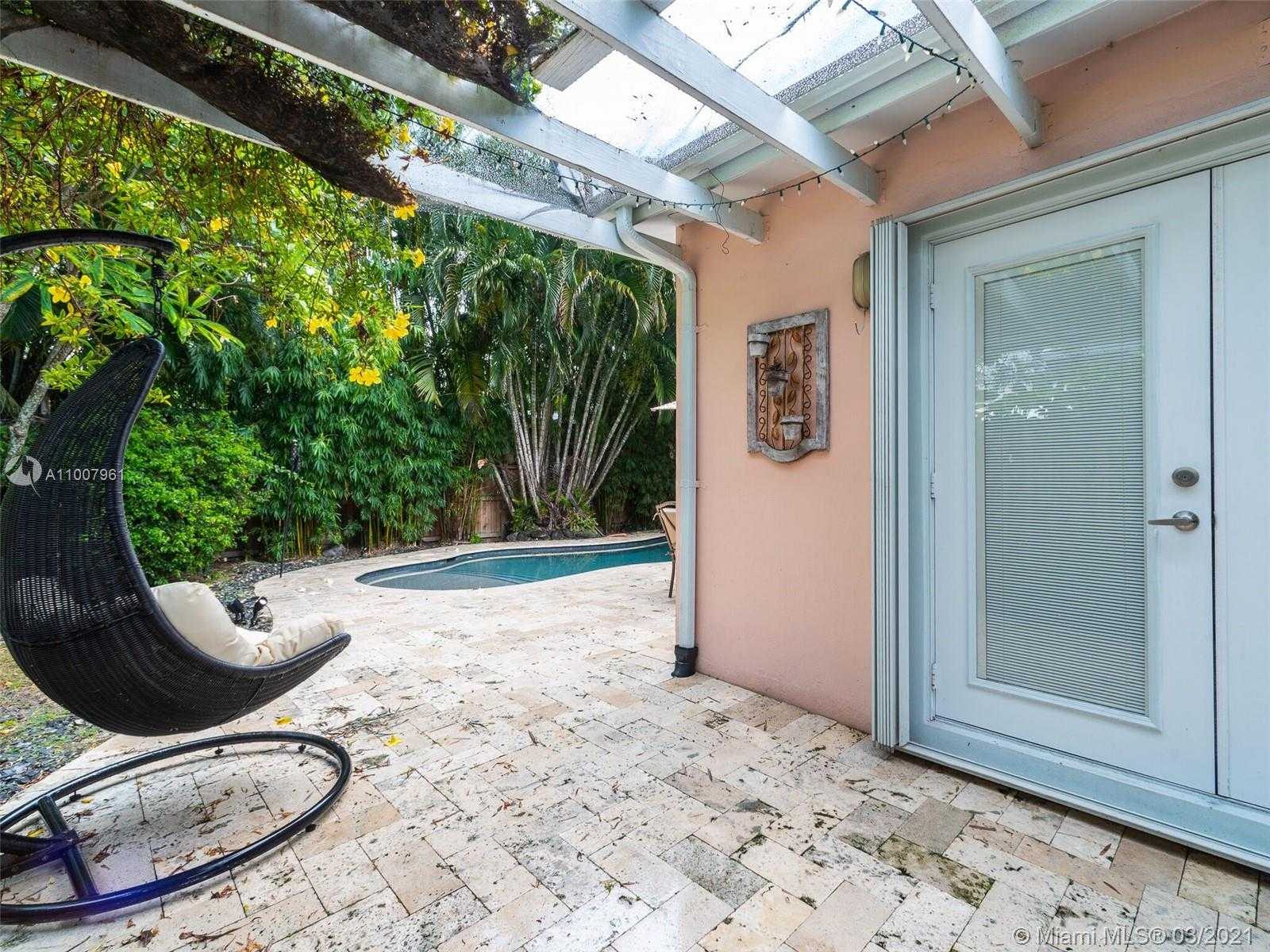 Small Image of 1507 GARFIELD ST, Hollywood Number 8