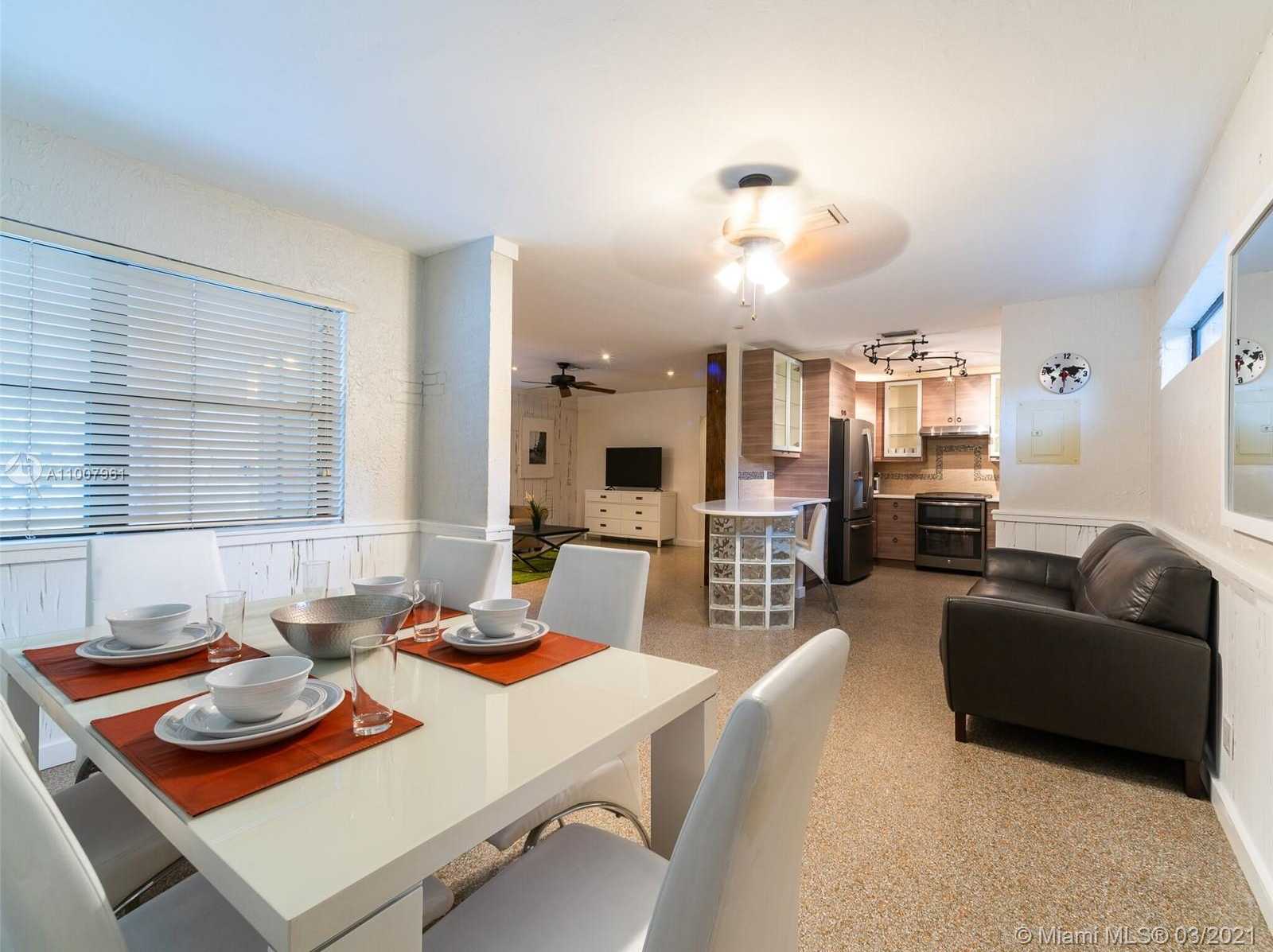 Small Image of 1507 GARFIELD ST, Hollywood Number 9