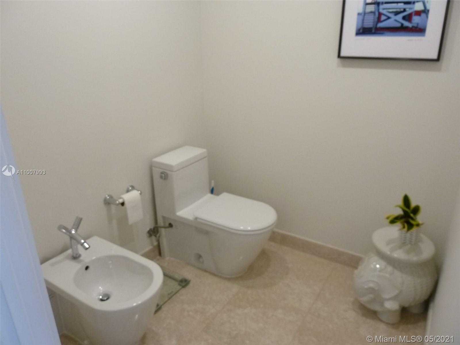 Small Image of 400 ALTON RD #905, Miami Beach Number 20