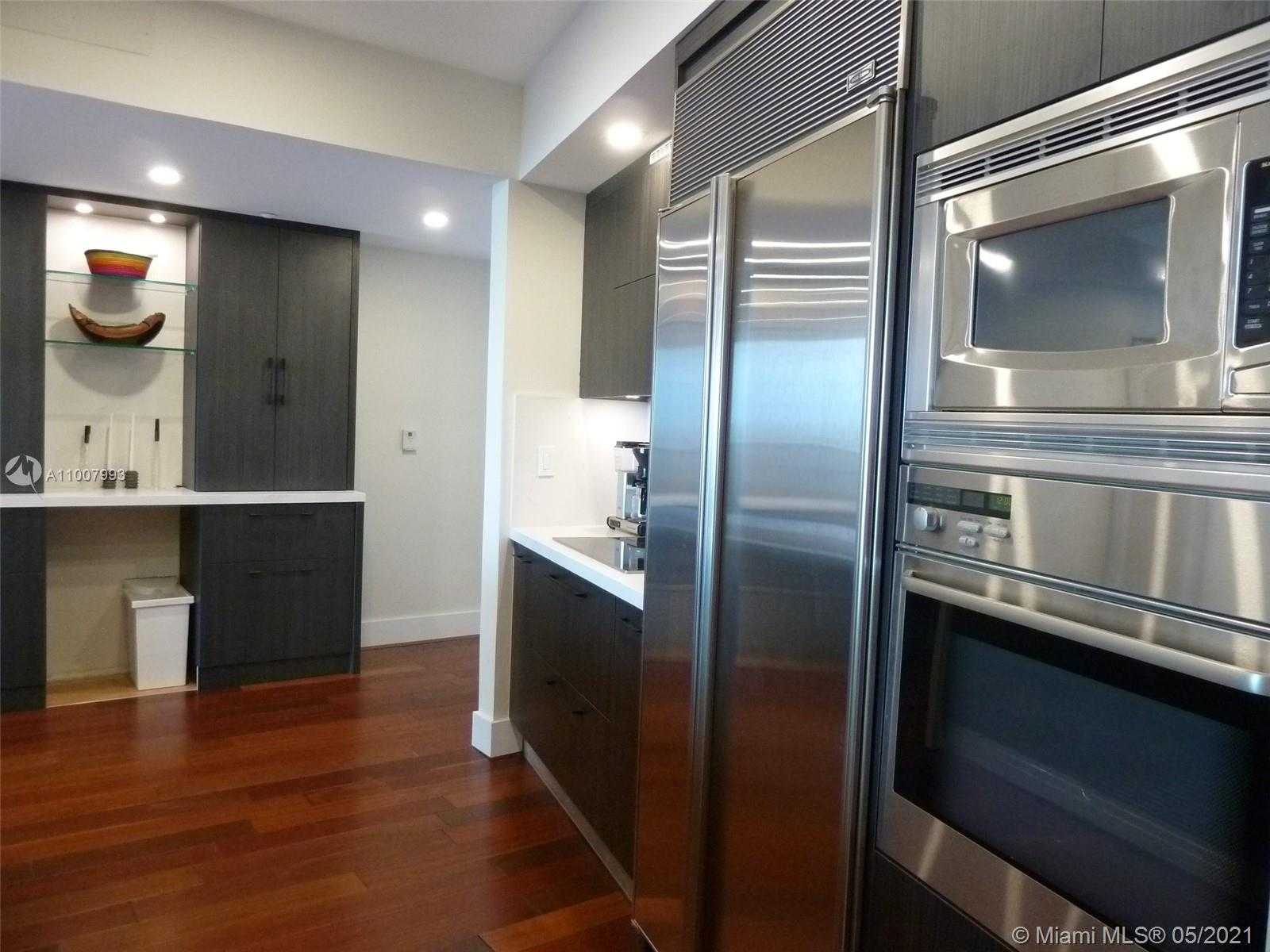 Small Image of 400 ALTON RD #905, Miami Beach Number 4