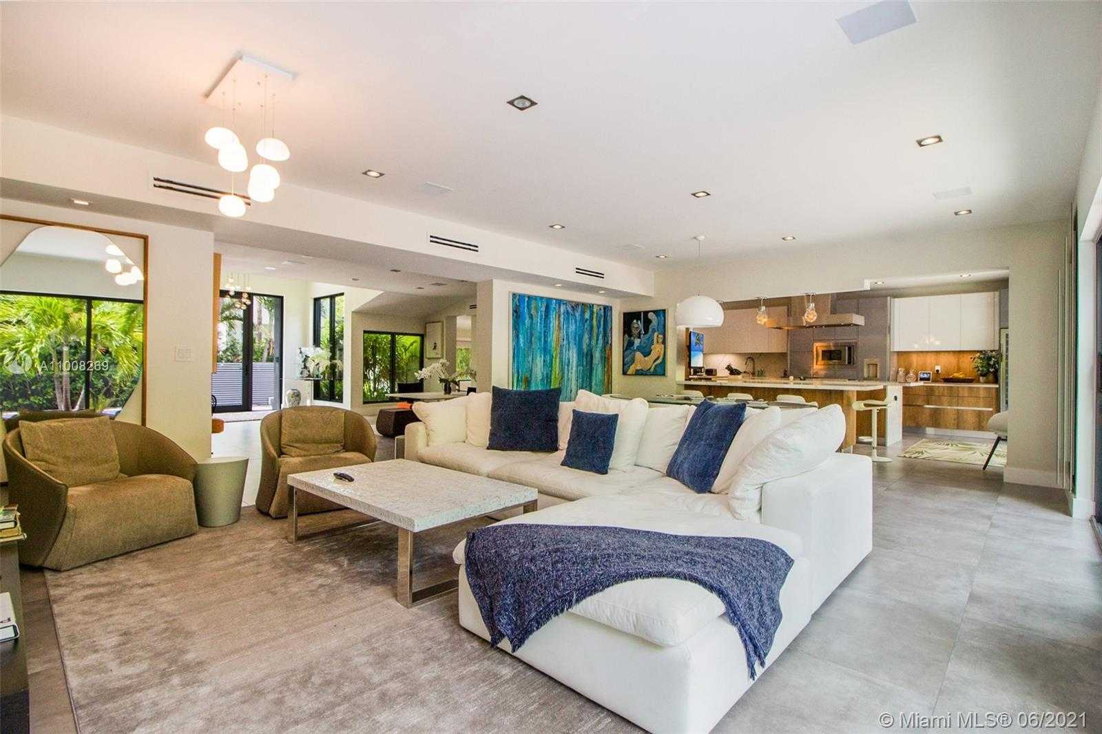 Small Image of 635 CURTISWOOD DR, Key Biscayne Number 11