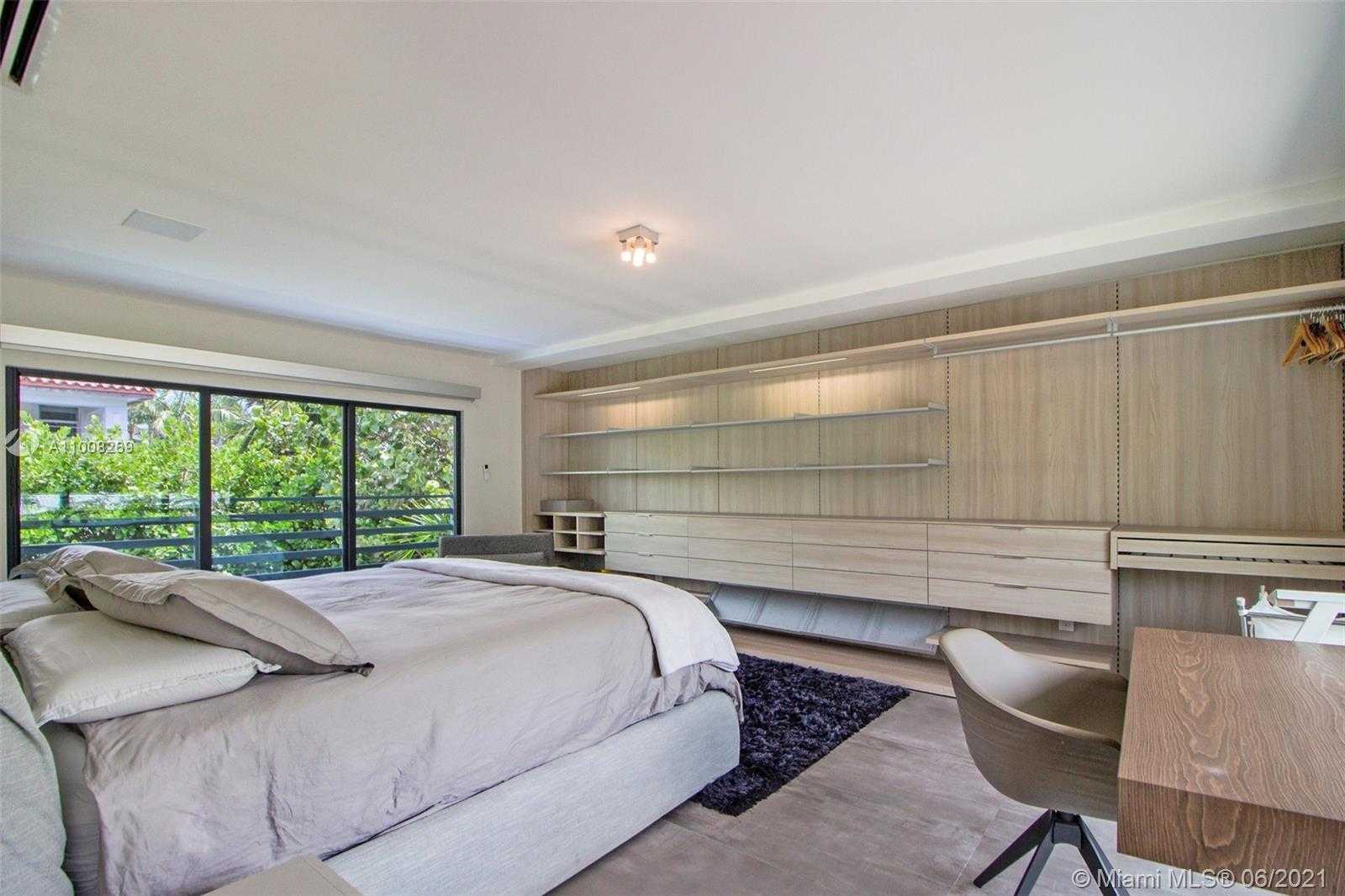 Small Image of 635 CURTISWOOD DR, Key Biscayne Number 21