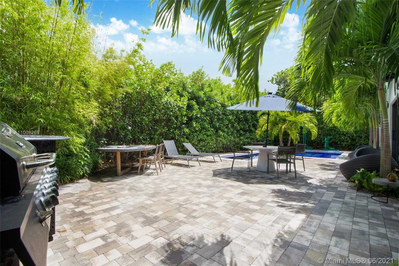 Small Image of 635 CURTISWOOD DR, Key Biscayne Number 29
