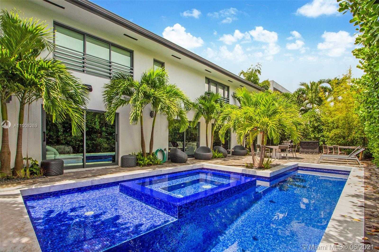 Small Image of 635 CURTISWOOD DR, Key Biscayne Number 30