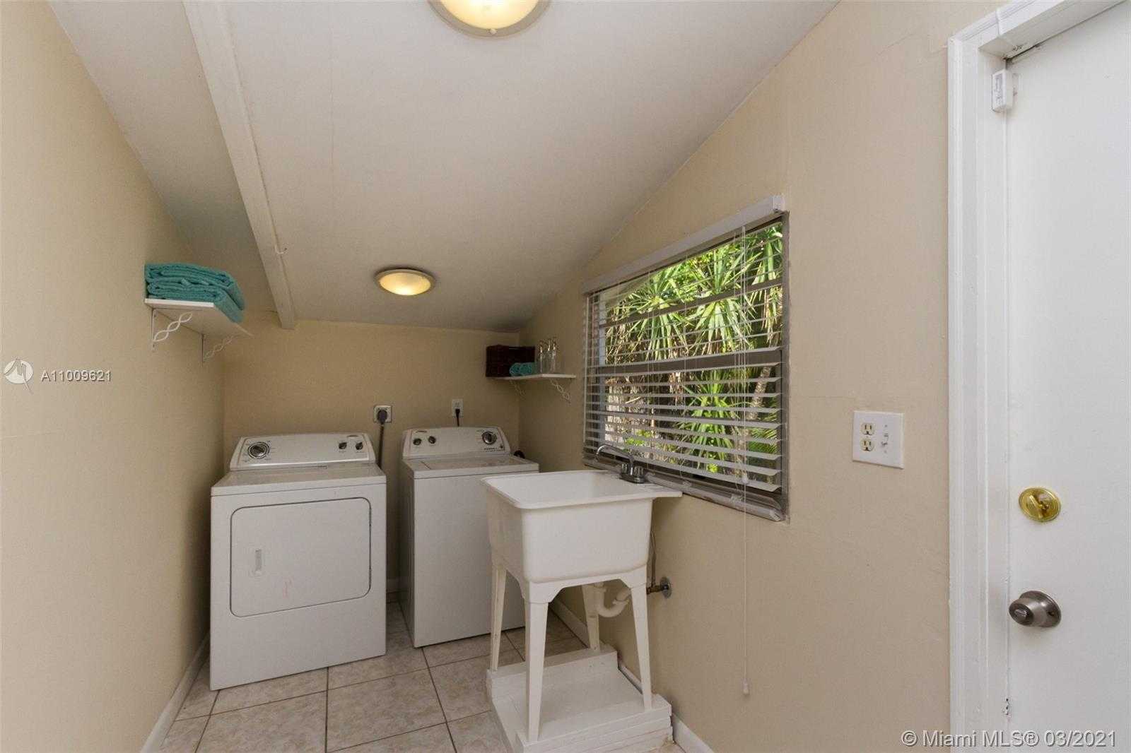 Small Image of 401 SOUTH WEST 68TH AVE #N/A, Pembroke Pines Number 7
