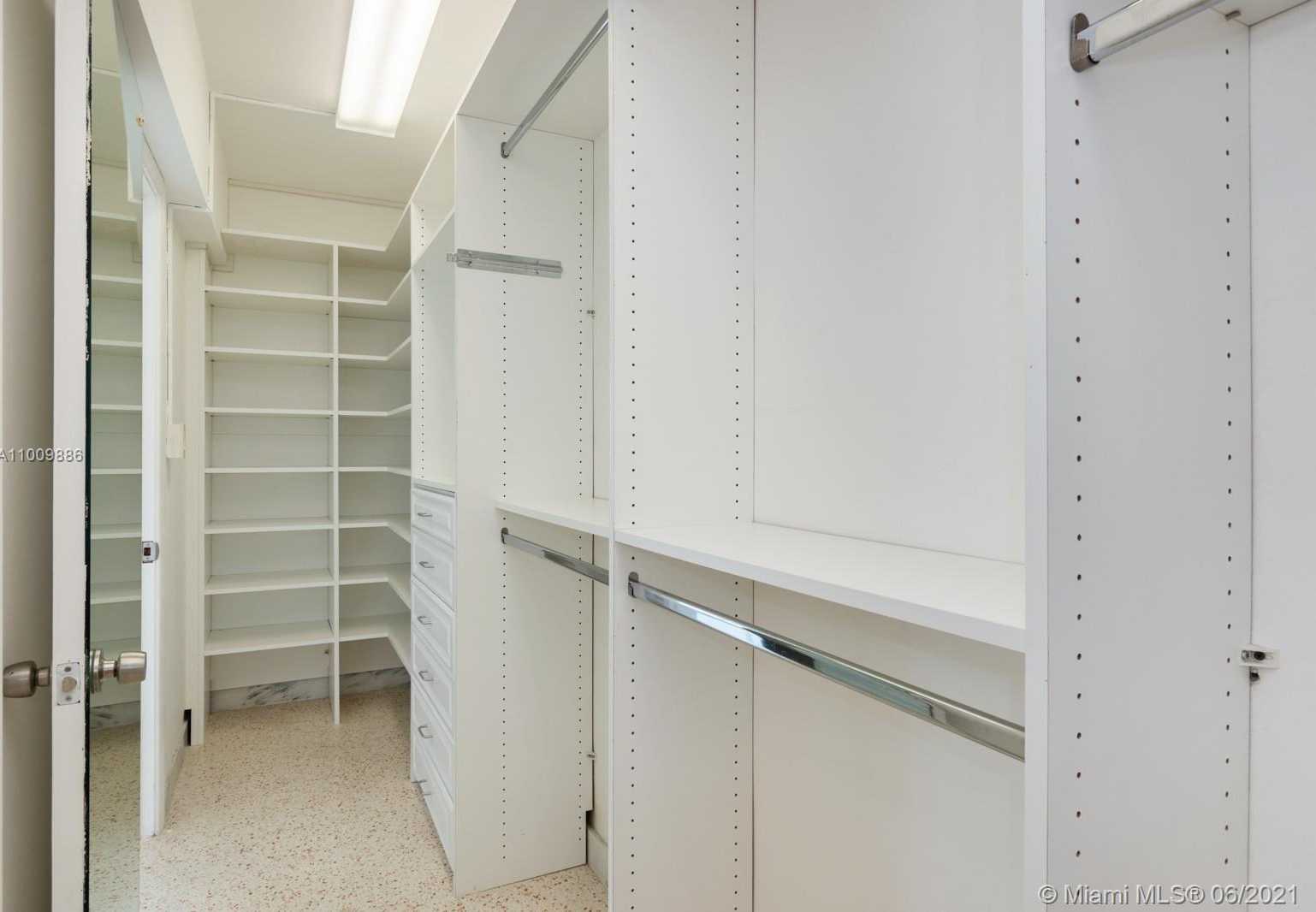 Small Image of 286 BAL BAY DR #2B, Bal Harbour Number 14