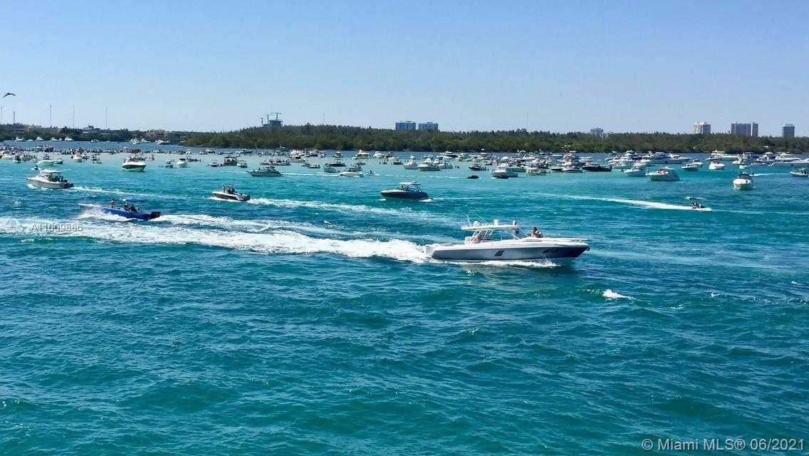Small Image of 286 BAL BAY DR #2B, Bal Harbour Number 4