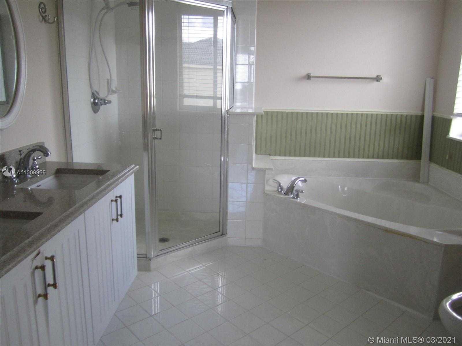 Small Image of 2531 CORDOBA BND #2531, Weston Number 9