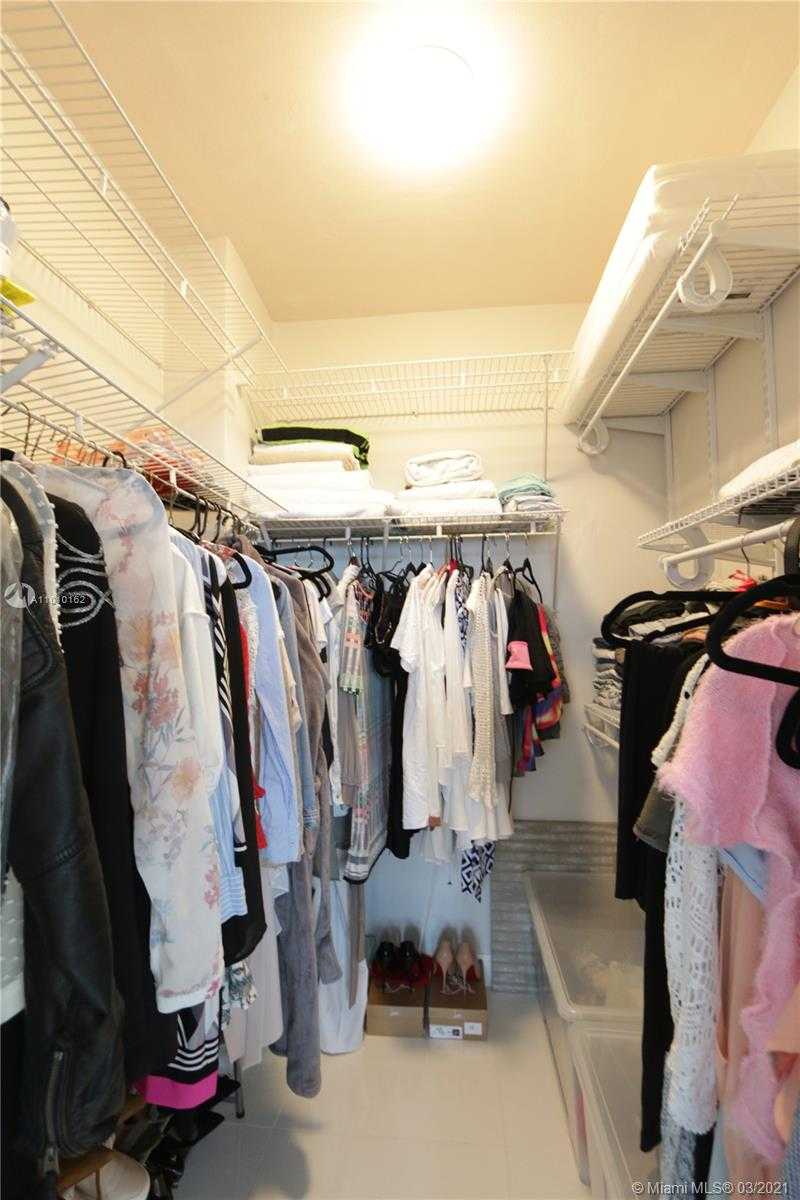 Small Image of 7441 WAYNE AVE #10-0, Miami Beach Number 11