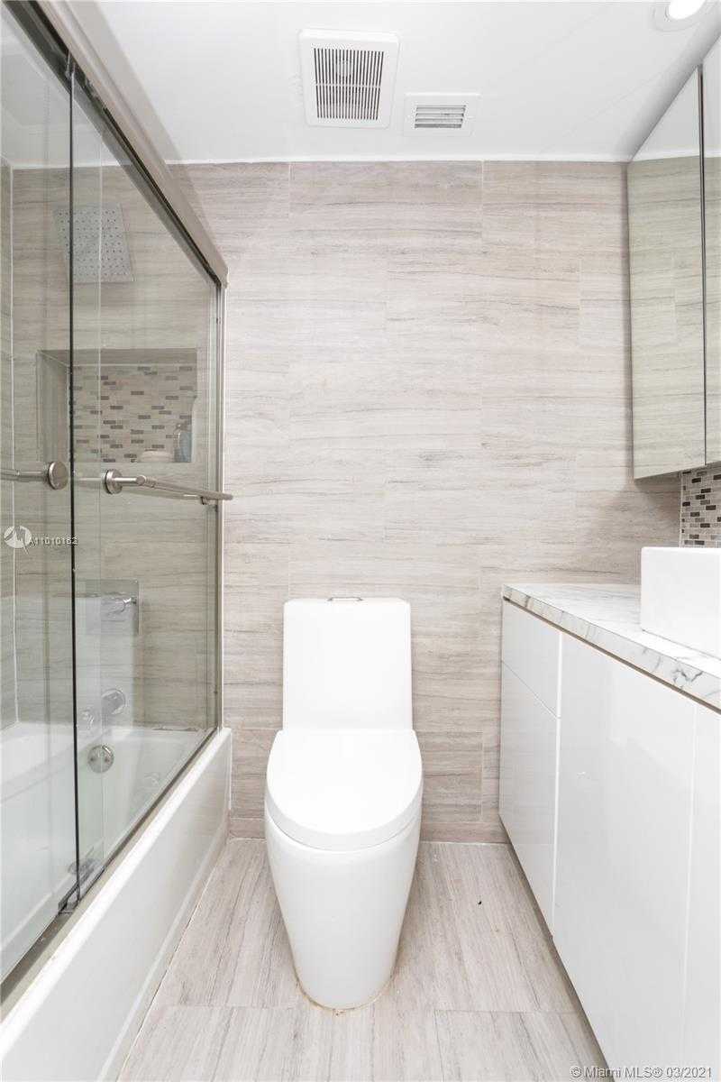 Small Image of 7441 WAYNE AVE #10-0, Miami Beach Number 8