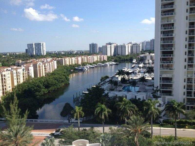 Small Image of 19400 Turnberry Way, Aventura, FL 33180, USA Number 24