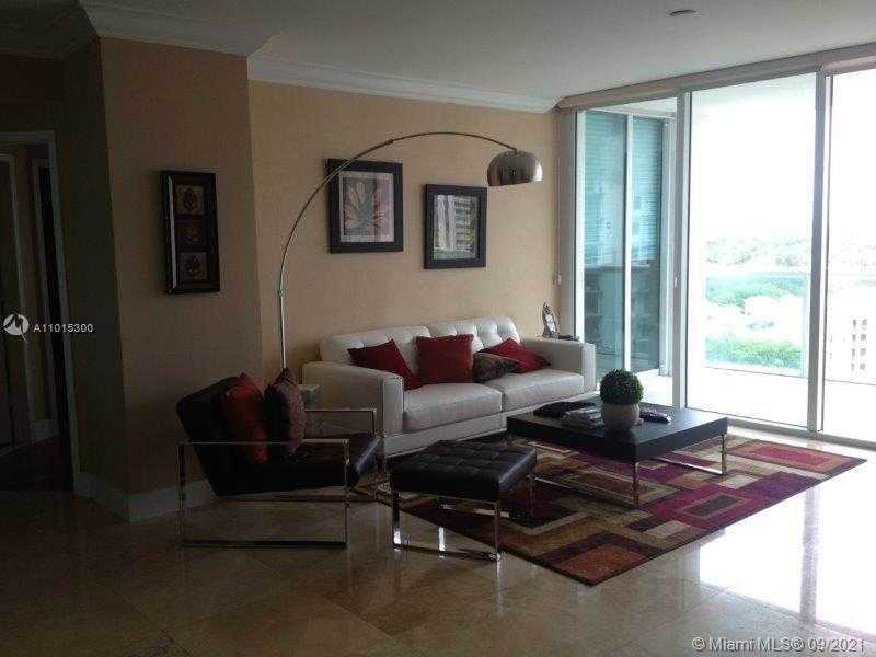 Small Image of 19400 Turnberry Way, Aventura, FL 33180, USA Number 3