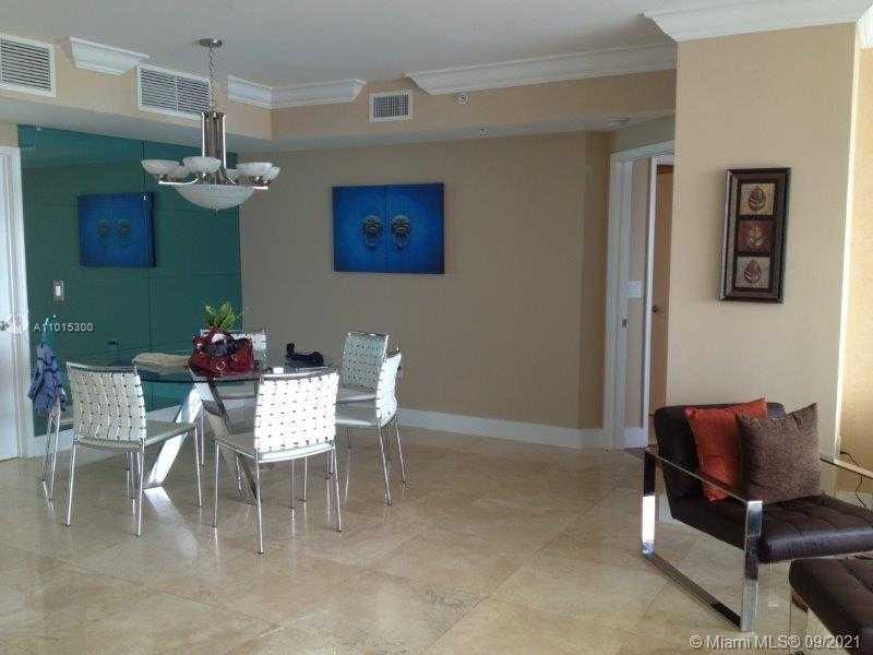 Small Image of 19400 Turnberry Way, Aventura, FL 33180, USA Number 6