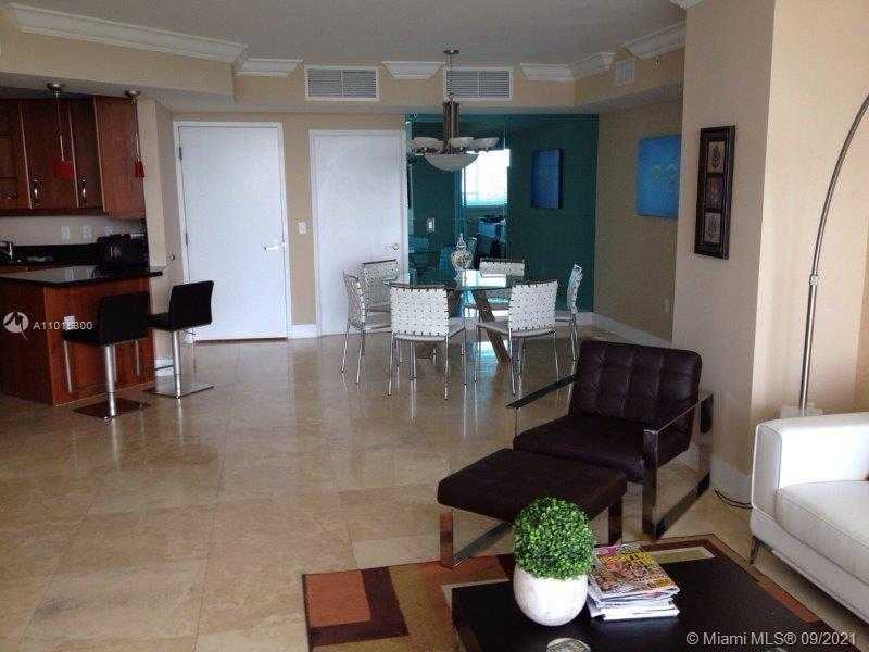 Small Image of 19400 Turnberry Way, Aventura, FL 33180, USA Number 7