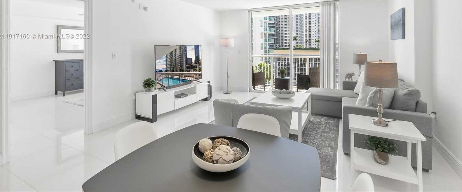 Small Image of 1200 BRICKELL BAY DR #1521, Miami Number 12