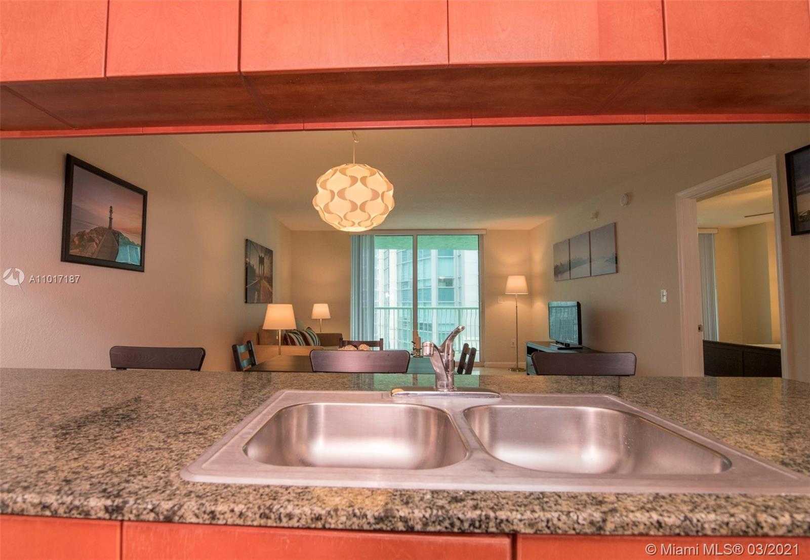 Small Image of 1200 BRICKELL BAY DR #4018, Miami Number 13