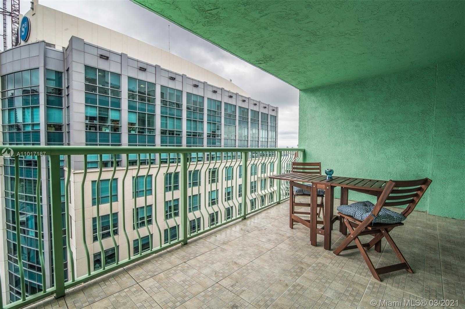 Small Image of 1200 BRICKELL BAY DR #4018, Miami Number 22