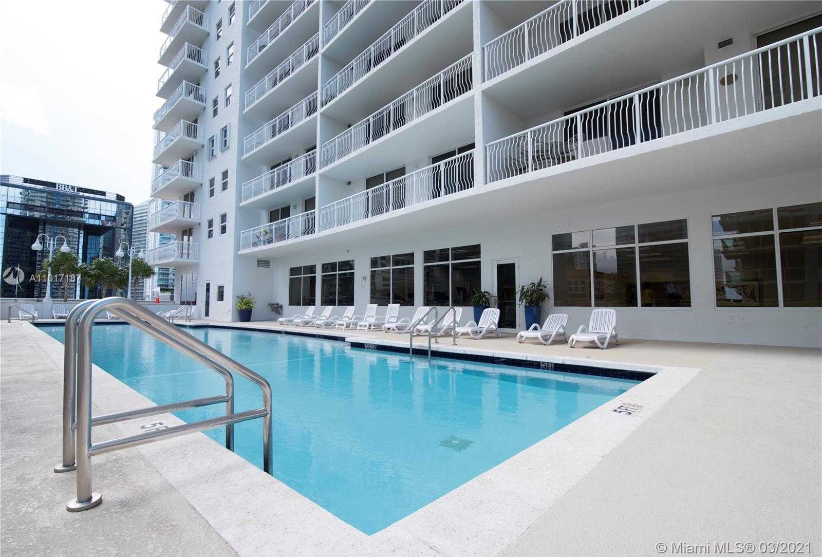 Small Image of 1200 BRICKELL BAY DR #4018, Miami Number 24