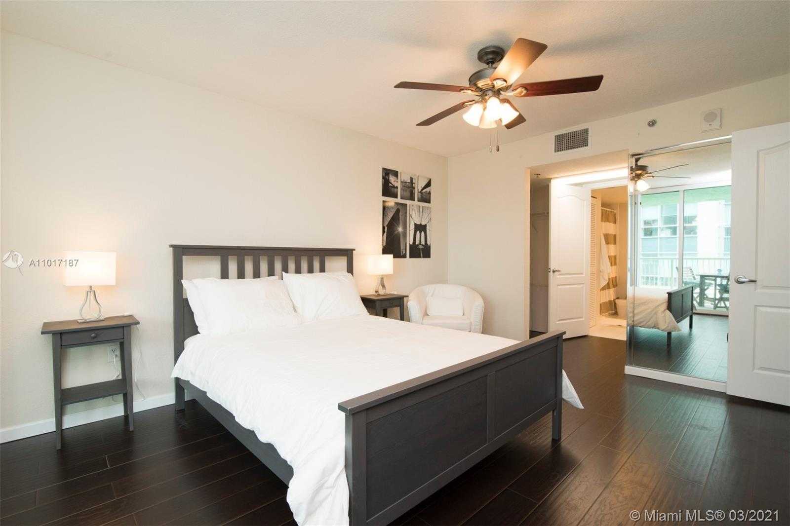 Small Image of 1200 BRICKELL BAY DR #4018, Miami Number 4