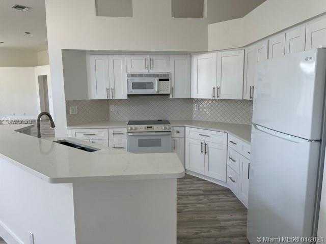 Small Image of 2504 BAY ISLE DR, Weston Number 10
