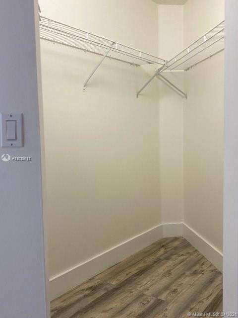 Small Image of 2504 BAY ISLE DR, Weston Number 20