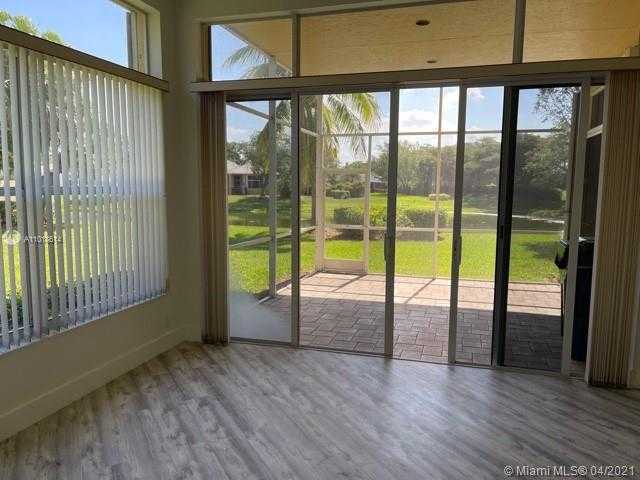 Small Image of 2504 BAY ISLE DR, Weston Number 8