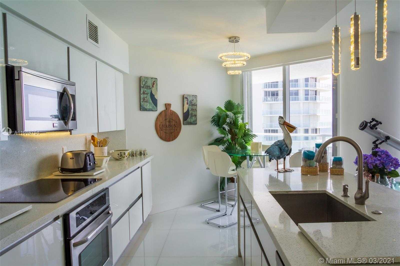 Small Image of 16445 COLLINS AVE #1525, Sunny Isles Beach Number 5