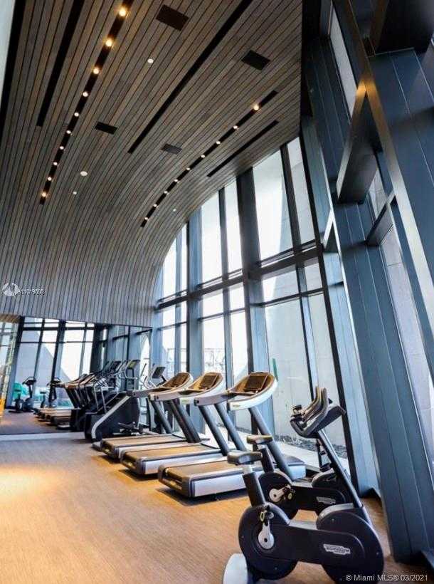 Small Image of 1000 BISCAYNE BLVD #2802, Miami Number 12