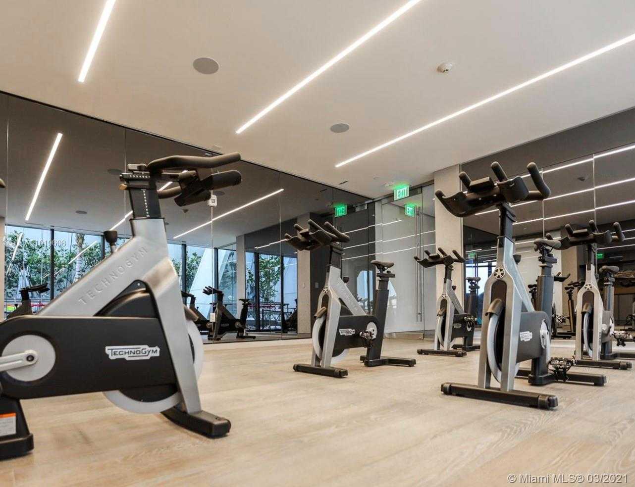 Small Image of 1000 BISCAYNE BLVD #2802, Miami Number 13