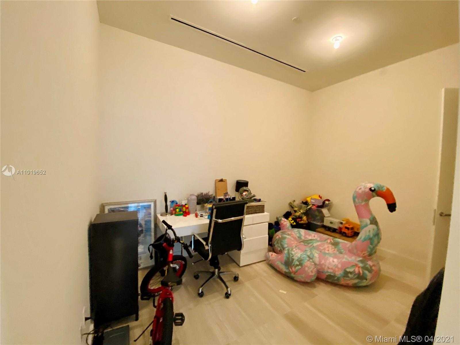 Small Image of 4701 NORTH MERIDIAN AVE #309, Miami Beach Number 7