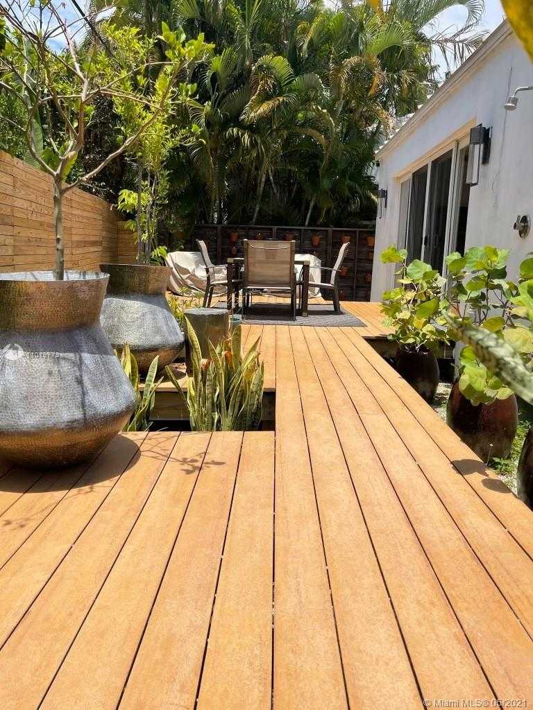 Small Image of 4 FARREY, Miami Beach Number 6