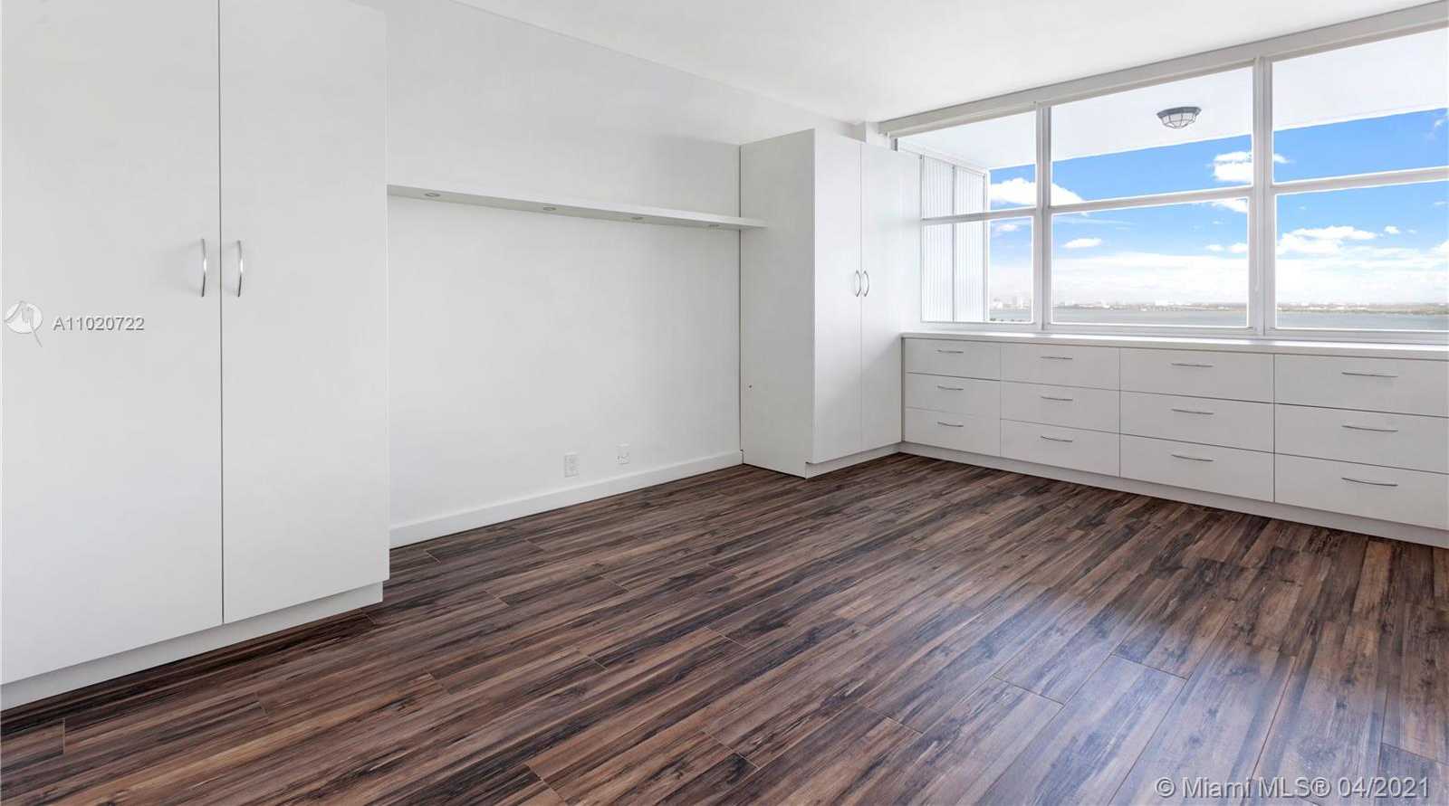 Small Image of 20 ISLAND AVE #1403, Miami Beach Number 11