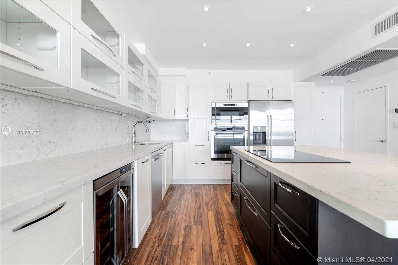 Small Image of 20 ISLAND AVE #1403, Miami Beach Number 3