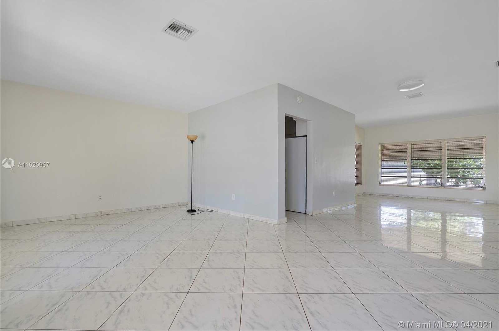 Small Image of 1175 NORTH EAST 165TH ST, North Miami Beach Number 6