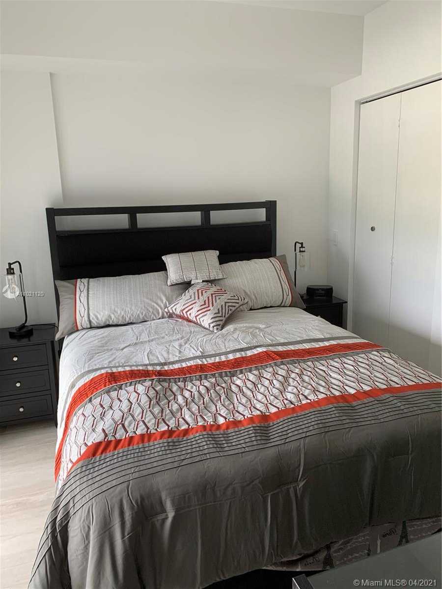Small Image of 121 NORTH EAST 34TH #3114, Miami Number 11