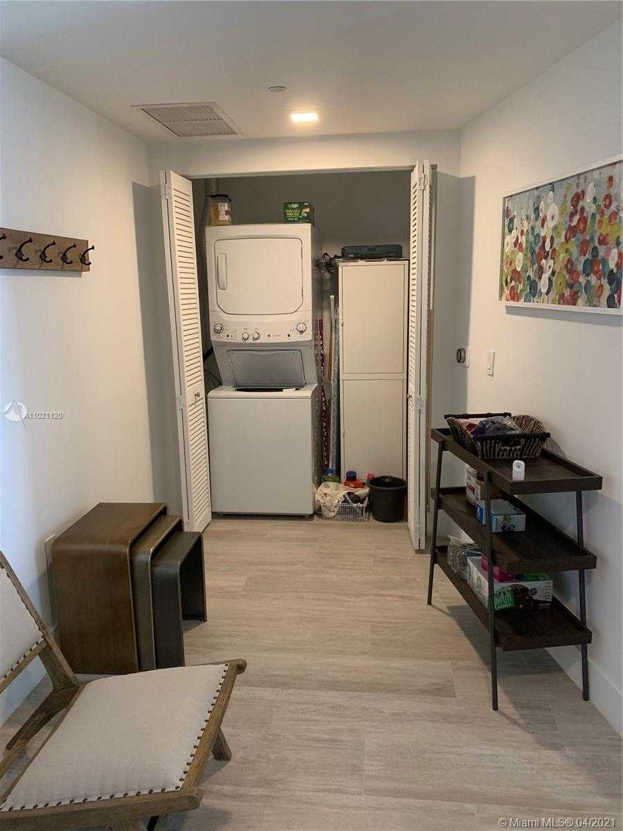 Small Image of 121 NORTH EAST 34TH #3114, Miami Number 8