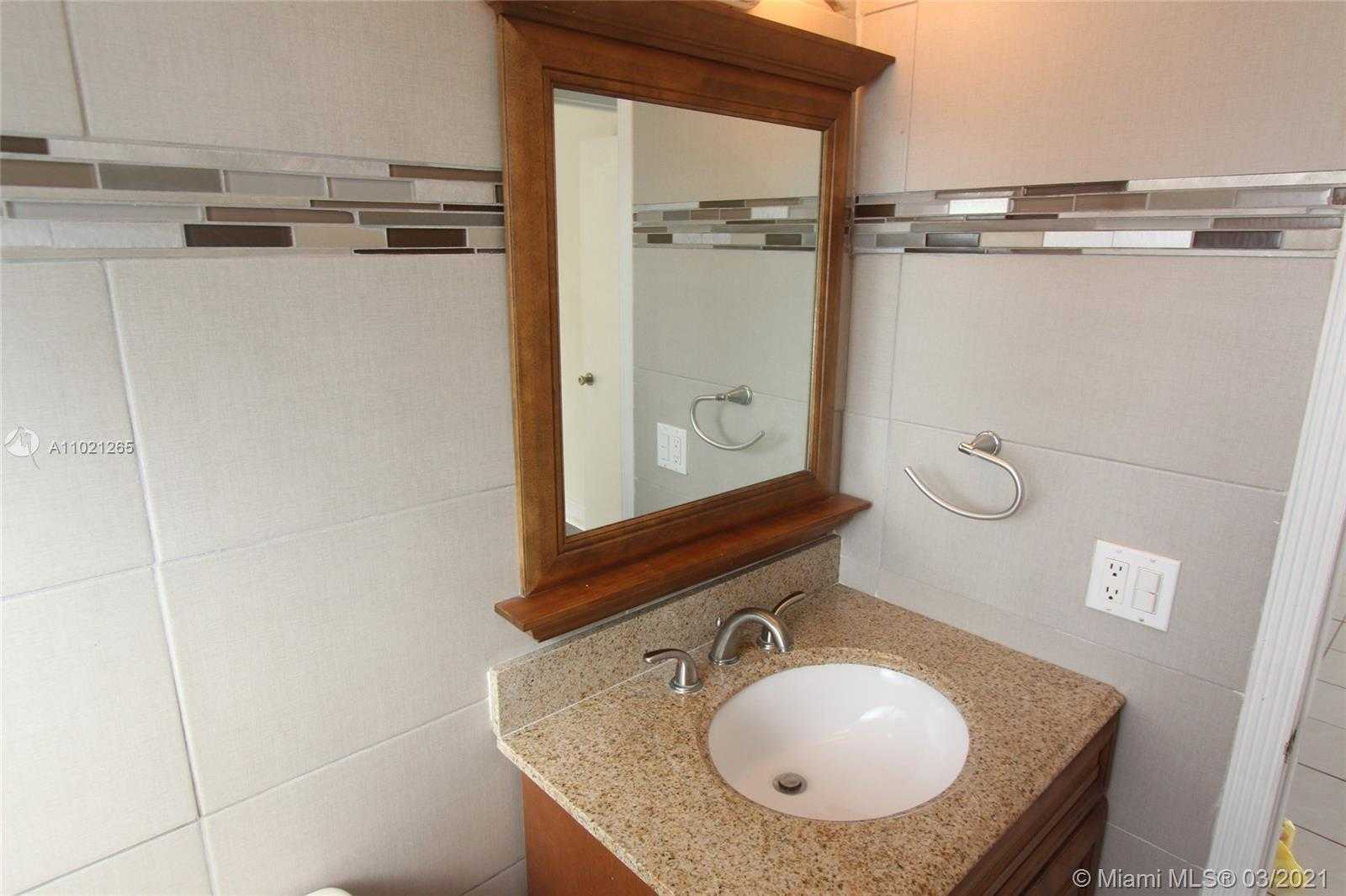 Small Image of 1655 WEST 44TH PL #304, Hialeah Number 17