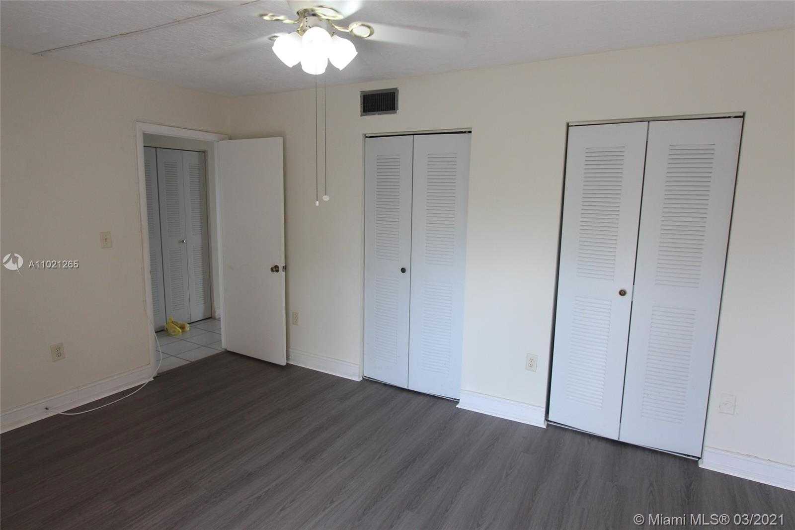 Small Image of 1655 WEST 44TH PL #304, Hialeah Number 23