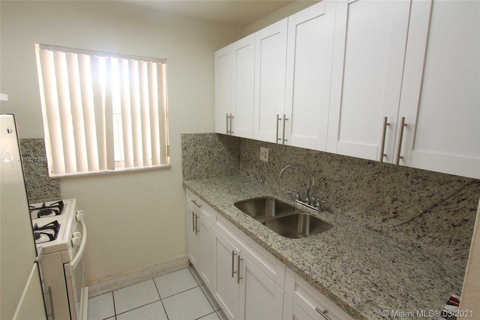 Small Image of 1655 WEST 44TH PL #304, Hialeah Number 3