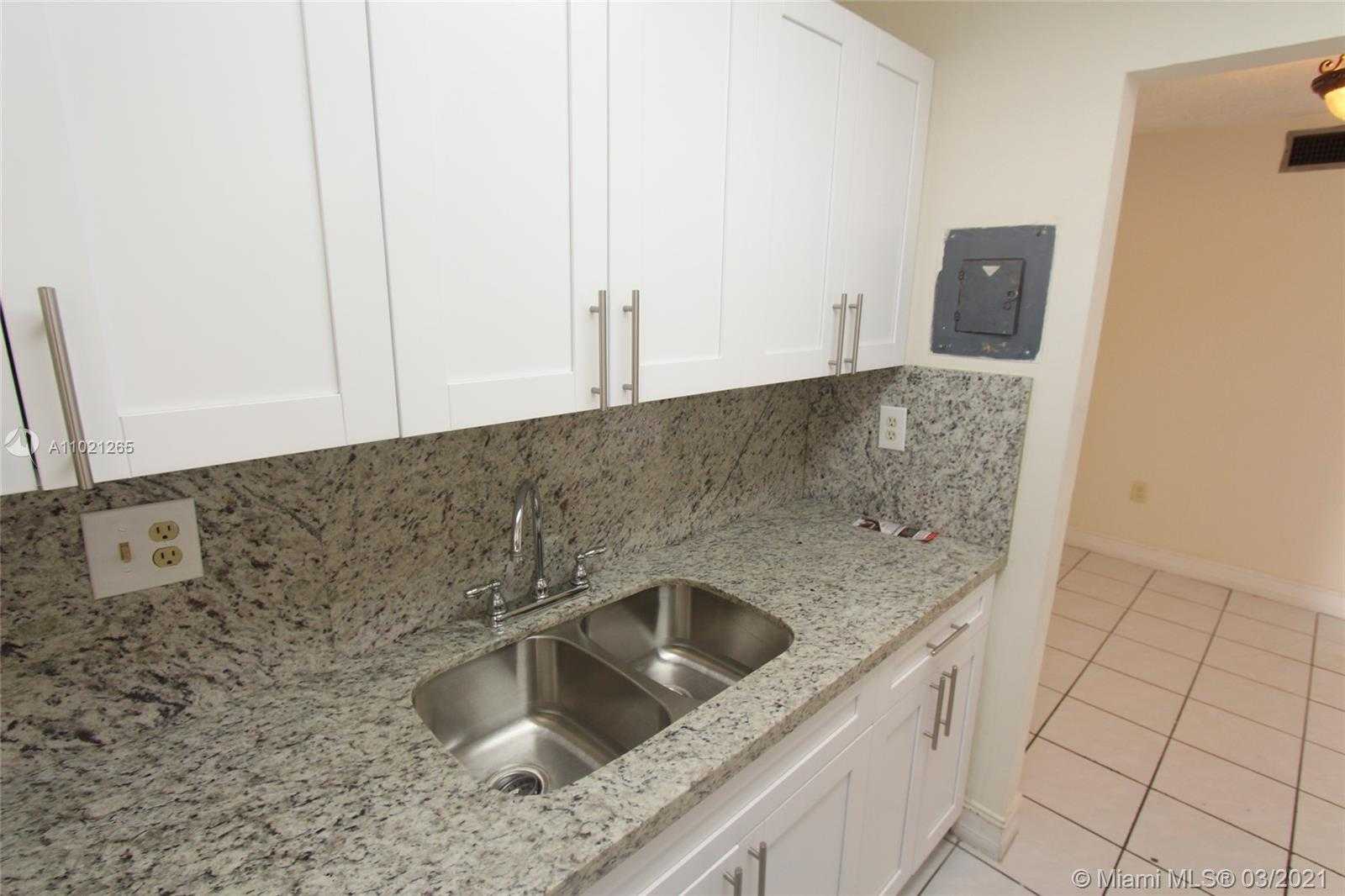 Small Image of 1655 WEST 44TH PL #304, Hialeah Number 6